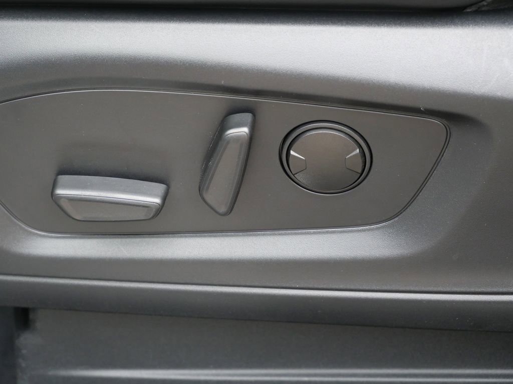 Certified 2025 Ford Explorer ST-Line w/ ST-Line Street Pack AWD/4WD image 9