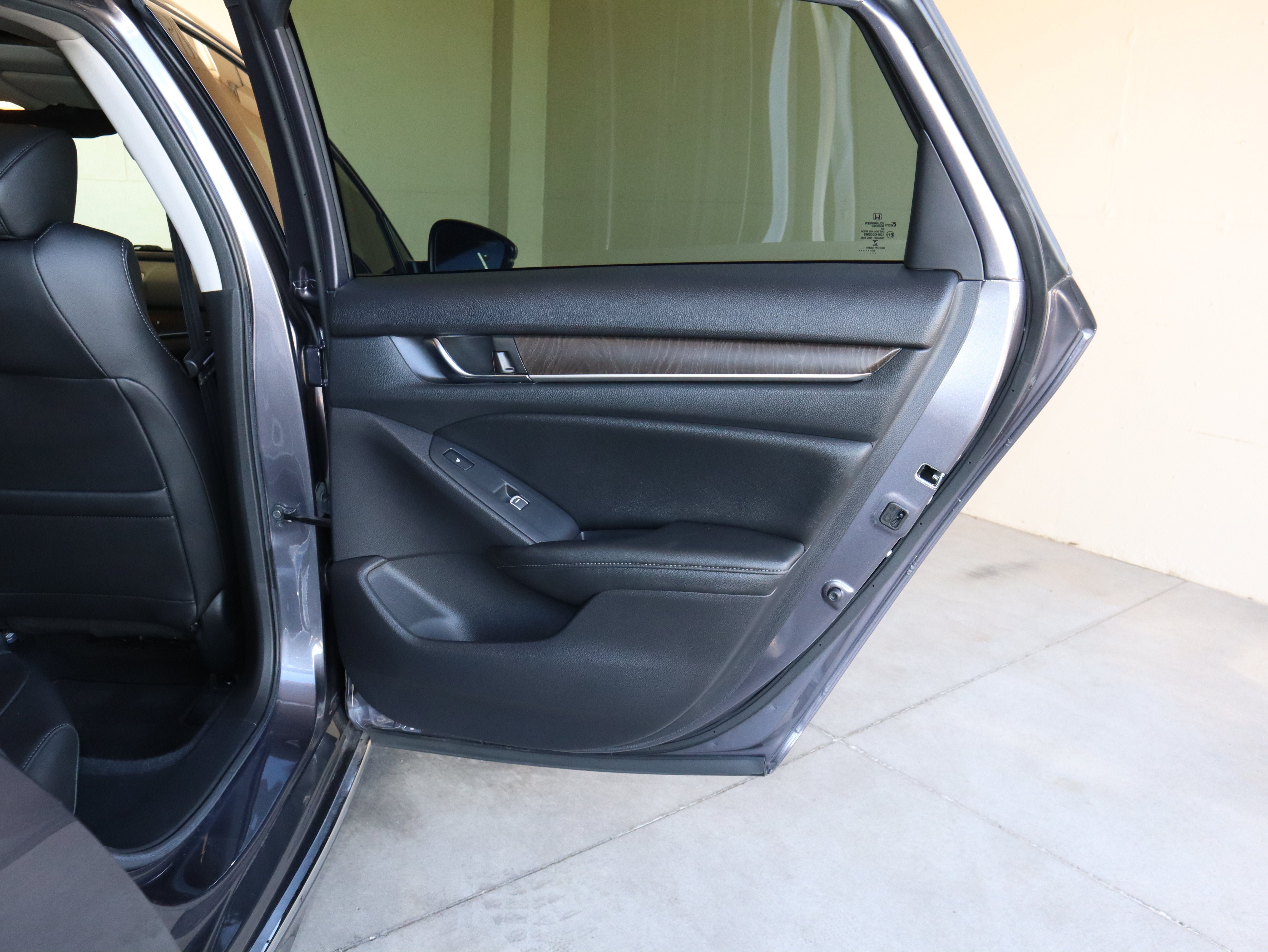 Used 2020 Honda Accord Touring image 45