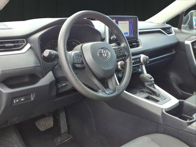 Used 2024 Toyota RAV4 XLE FWD image 20