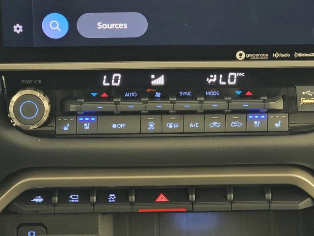 Used 2024 Toyota Tundra Limited image 22