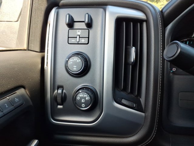 Used 2018 GMC Sierra 1500 SLT w/ SLT Premium Package AWD/4WD image 25