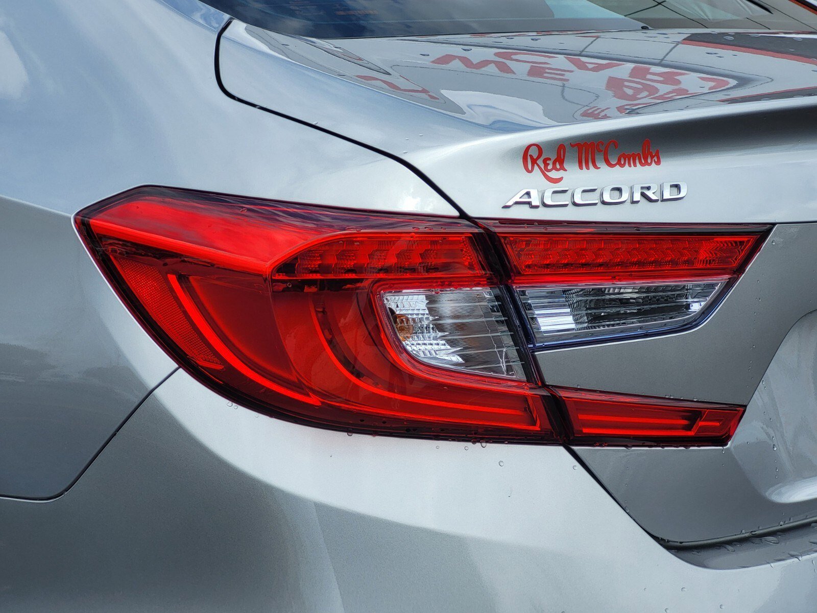 Used 2019 Honda Accord Touring image 10