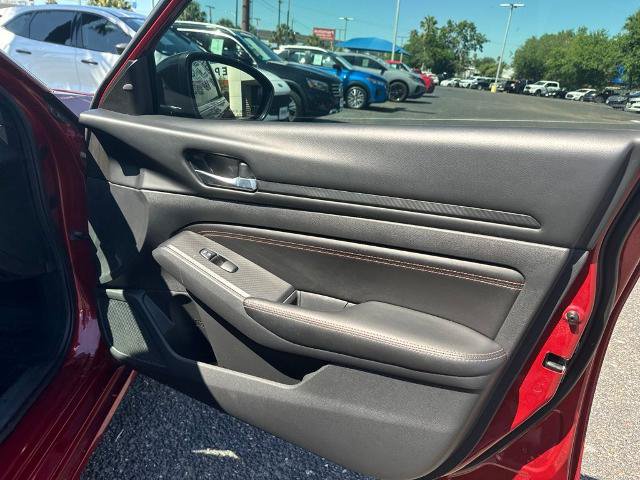 Used 2022 Nissan Altima 2.5 SR FWD image 24