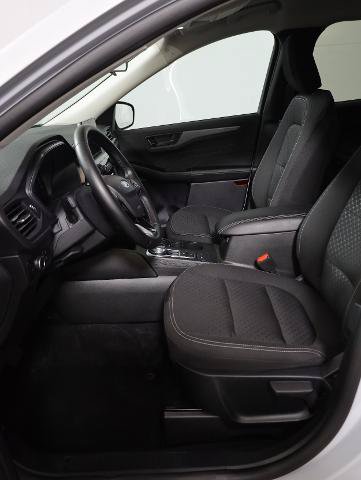 Certified 2026 Ford Escape Active w/ Cold Weather Package AWD/4WD image 9