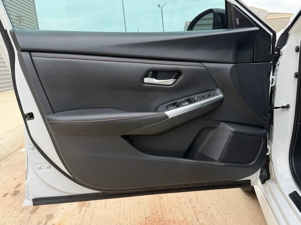 Used 2024 Nissan Sentra SR w/ Trunk Package FWD image 13