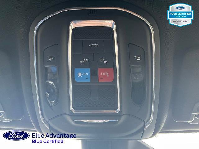 Used 2024 Jeep Grand Cherokee L Limited w/ Black Appearance Package AWD/4WD image 15