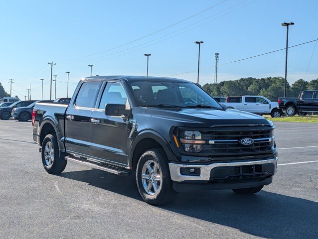 Certified 2025 Ford F150 XLT w/ Equipment Group 301A Standard AWD/4WD image 9