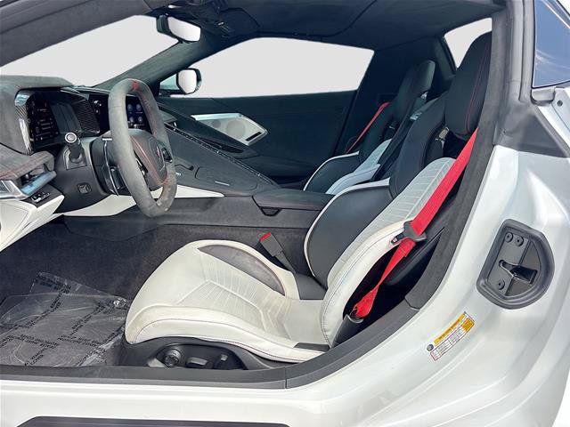 Used 2023 Chevrolet Corvette Stingray Premium Conv w/ Z51 Performance Package RWD image 24