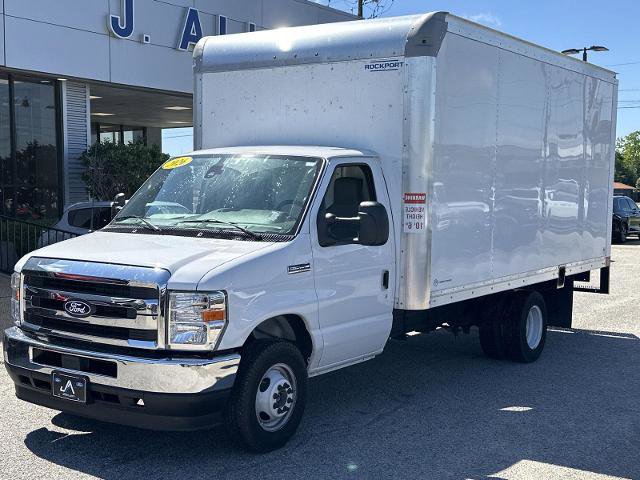 Certified 2026 Ford E-350 and Econoline 350 Super Duty w/ Power Equipment Group