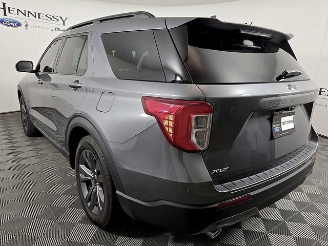 Certified 2023 Ford Explorer XLT w/ Equipment Group 202A image 3