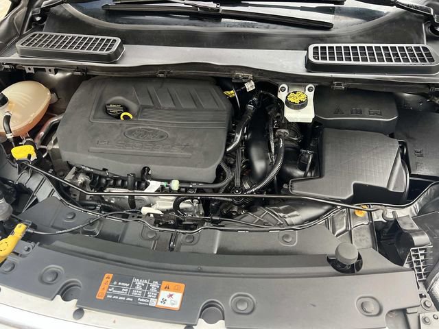 Certified 2017 Ford Escape SE image 9