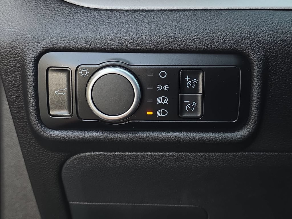 Certified 2023 Ford Explorer XLT AWD/4WD image 24