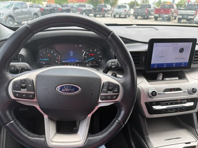 Certified 2020 Ford Explorer XLT RWD image 11