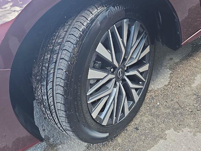 Used 2025 Nissan Altima 2.5 SV AWD/4WD image 29