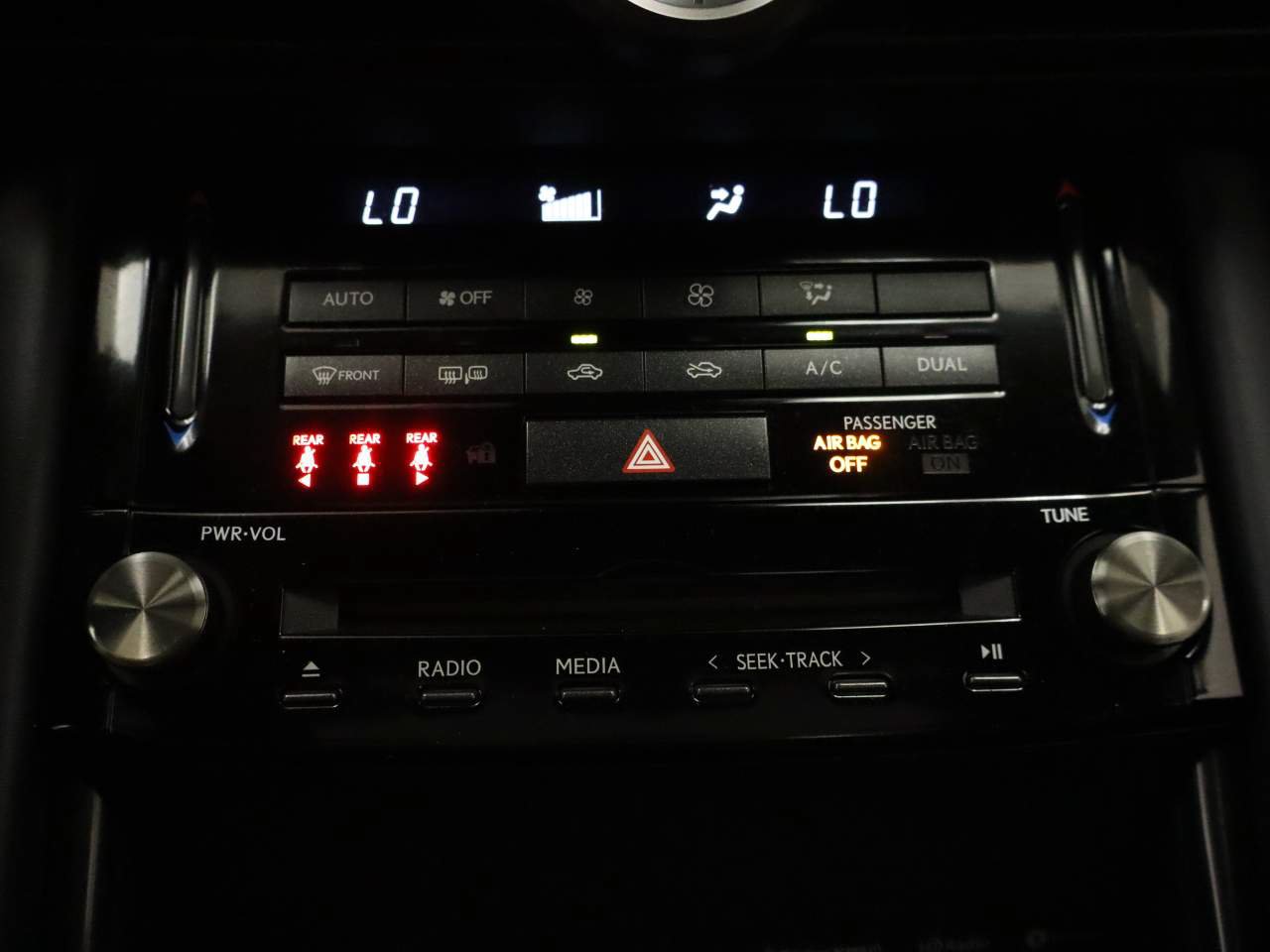 Used 2021 Lexus IS 350 F Sport w/ Navigation Package RWD image 11
