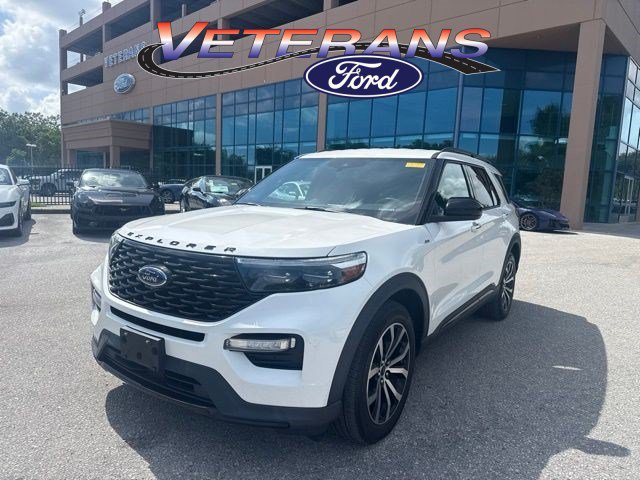 Certified 2022 Ford Explorer ST-Line w/ Class IV Trailer Tow Package RWD image 1
