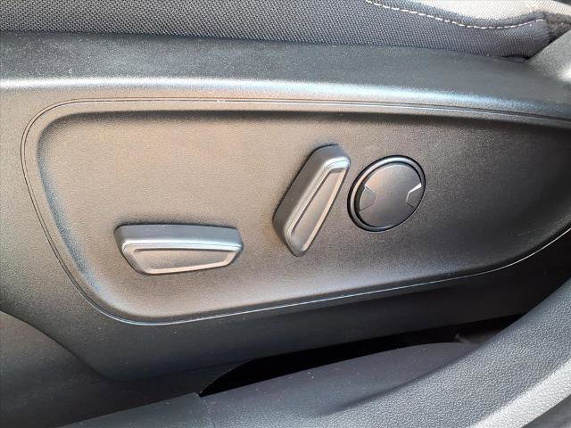 Certified 2022 Ford Escape SE w/ Convenience Package image 3