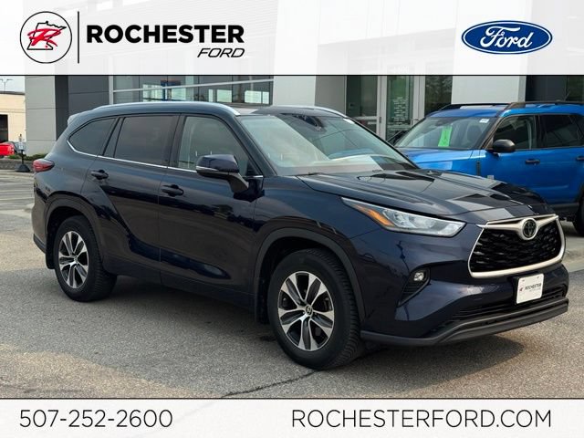 Used 2020 Toyota Highlander XLE