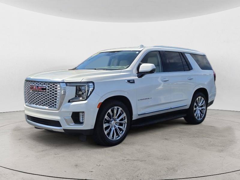 Used 2023 GMC Yukon Denali w/ Advanced Technology Package AWD/4WD image 7
