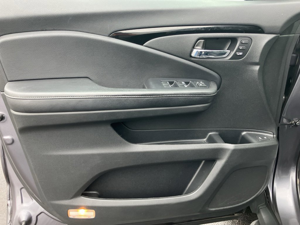 Used 2019 Honda Passport Elite image 13