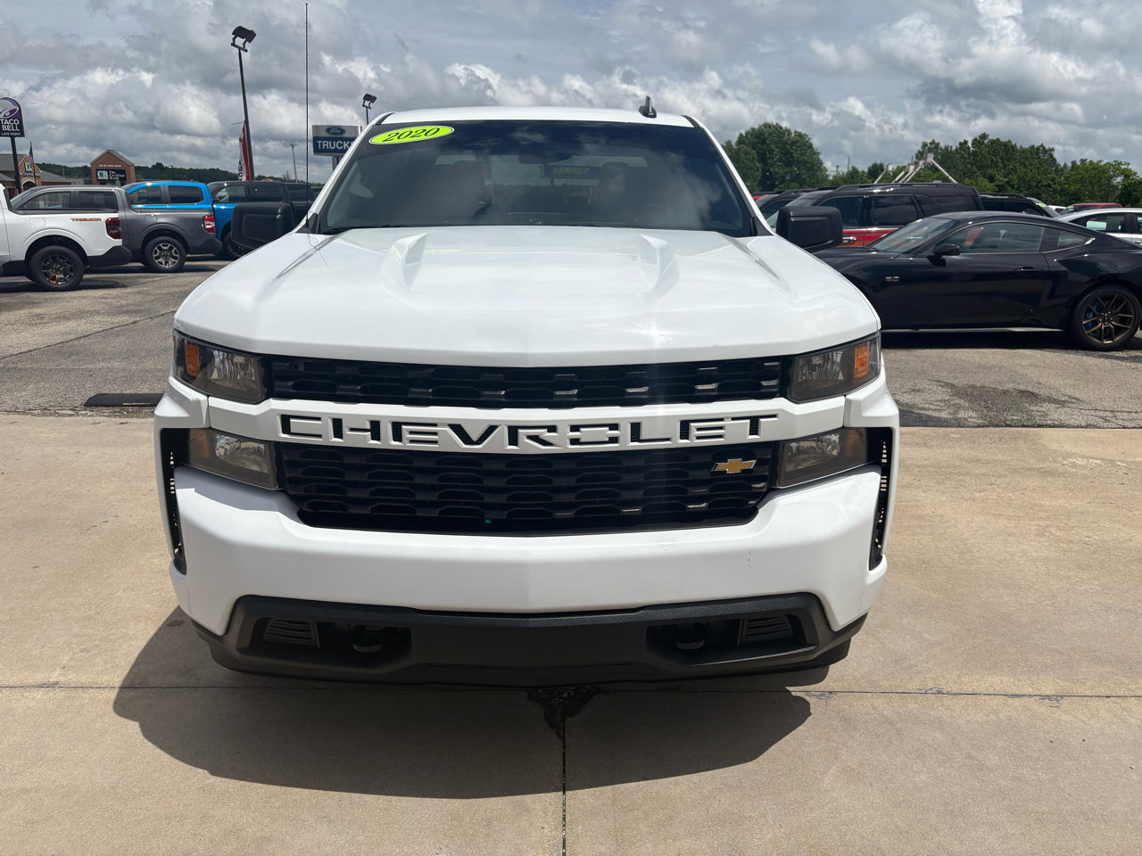 Used 2020 Chevrolet Silverado 1500 Custom w/ Custom Value Package image 17