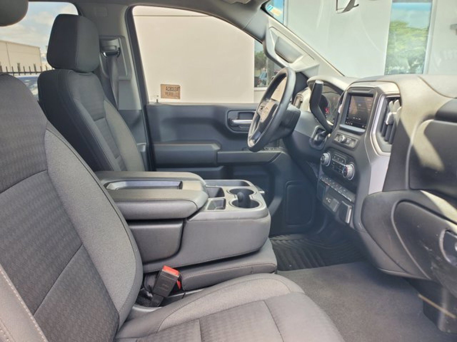 Used 2022 Chevrolet Silverado 1500 Custom image 34