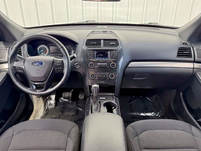 Certified 2018 Ford Explorer XLT AWD/4WD image 32