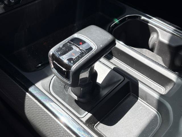 Used 2024 Chevrolet Silverado 1500 ZR2 w/ Technology Package AWD/4WD image 28