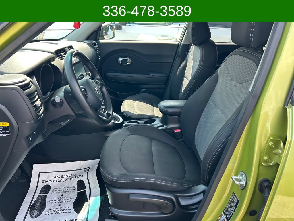 Used 2019 Kia Soul + FWD image 9