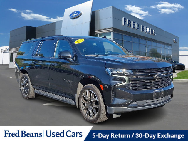 Used 2023 Chevrolet Suburban RST w/ Luxury Package AWD/4WD image 1