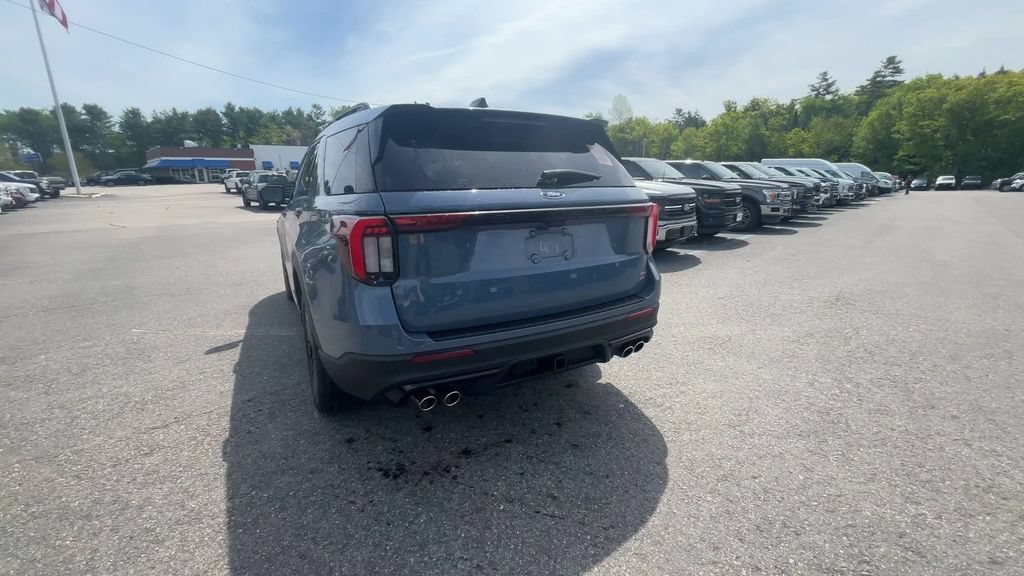 Certified 2025 Ford Explorer ST AWD/4WD image 18