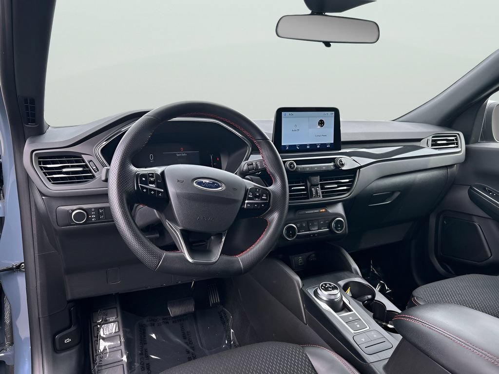 Certified 2025 Ford Escape ST-Line FWD image 9