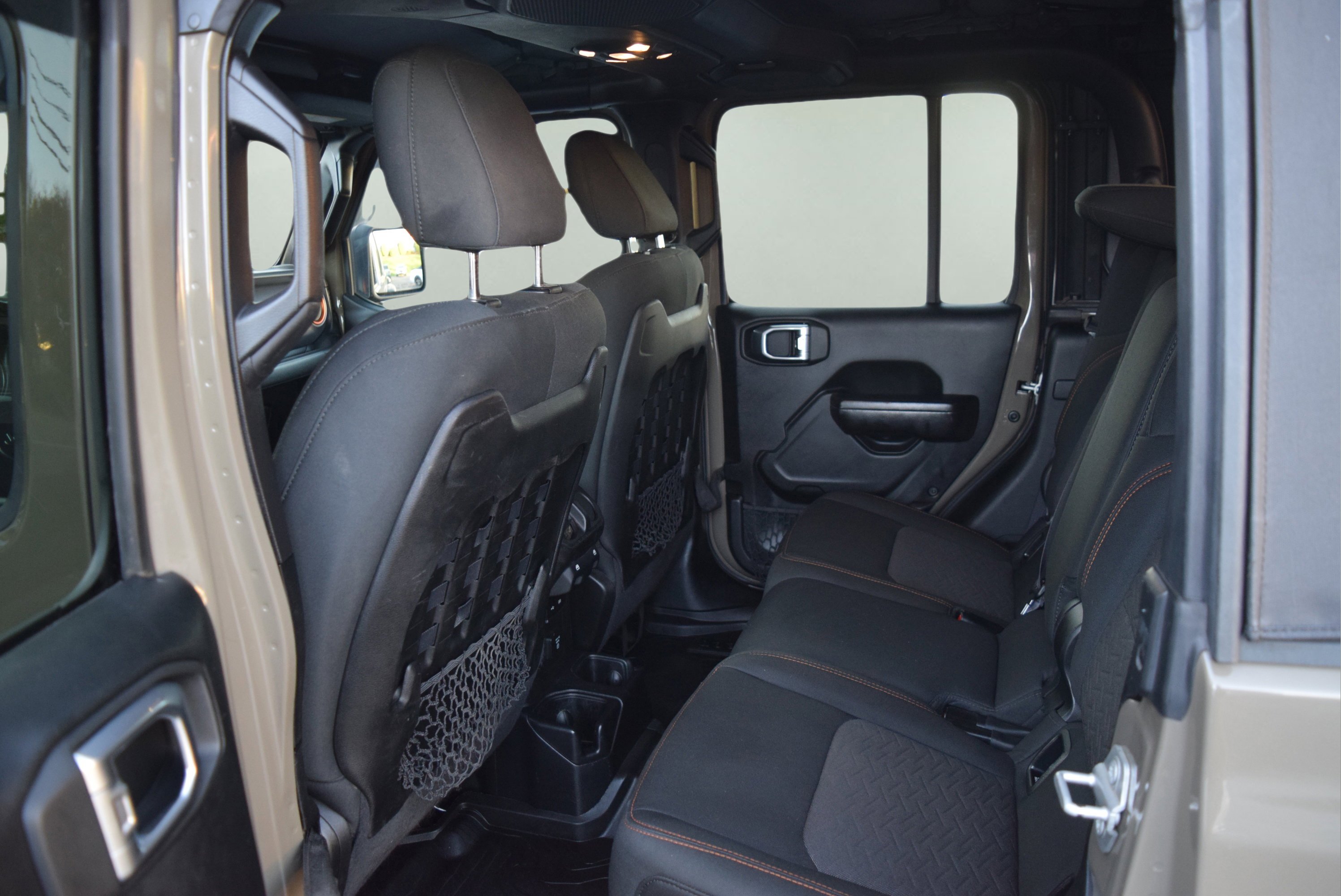 Used 2020 Jeep Gladiator Mojave image 9