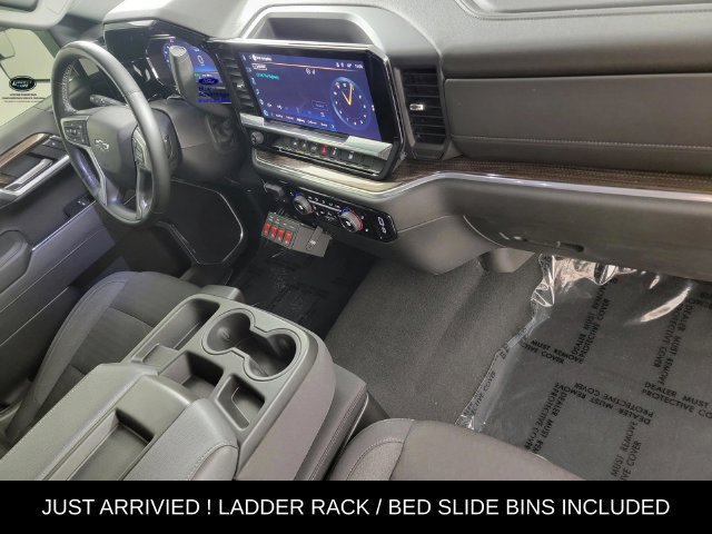 Used 2025 Chevrolet Silverado 1500 RST w/ Redline Edition AWD/4WD image 19