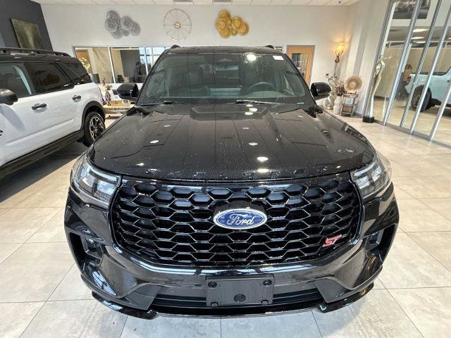 Certified 2025 Ford Explorer ST AWD/4WD image 8