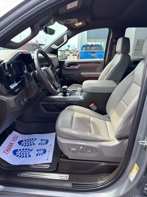 Used 2024 Chevrolet Silverado 1500 LTZ image 16