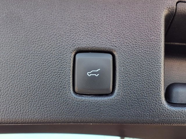 Certified 2025 Ford Escape Platinum w/ Premium Technology Package image 30