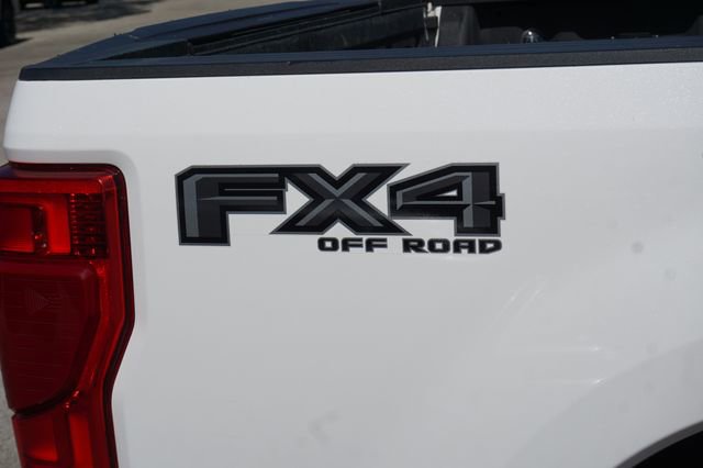 Certified 2022 Ford F250 Lariat w/ Black Appearance Package image 13