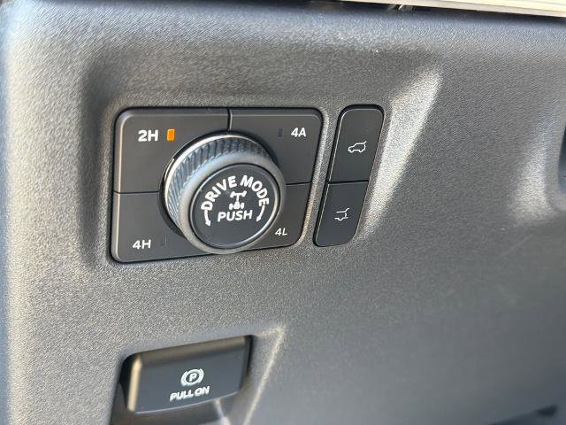 Certified 2025 Ford Expedition Tremor image 27