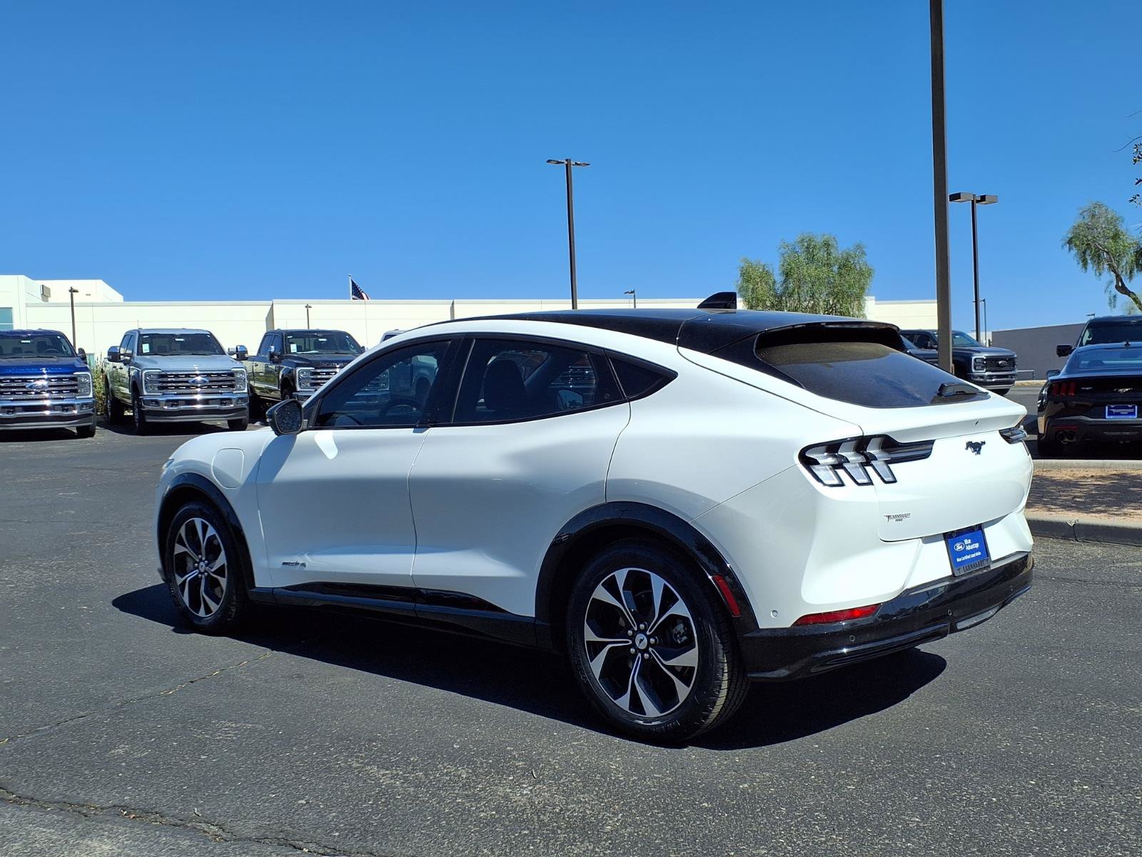 Certified 2023 Ford Mustang Mach-E Premium AWD/4WD image 4