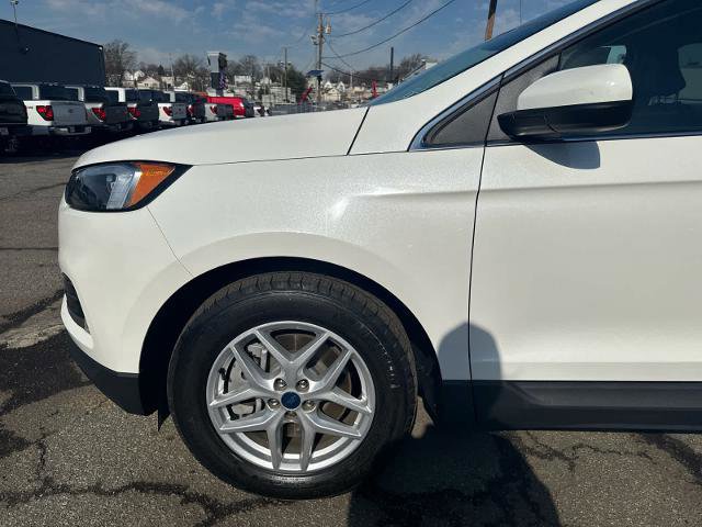 Certified 2022 Ford Edge SEL w/ Convenience Package image 13