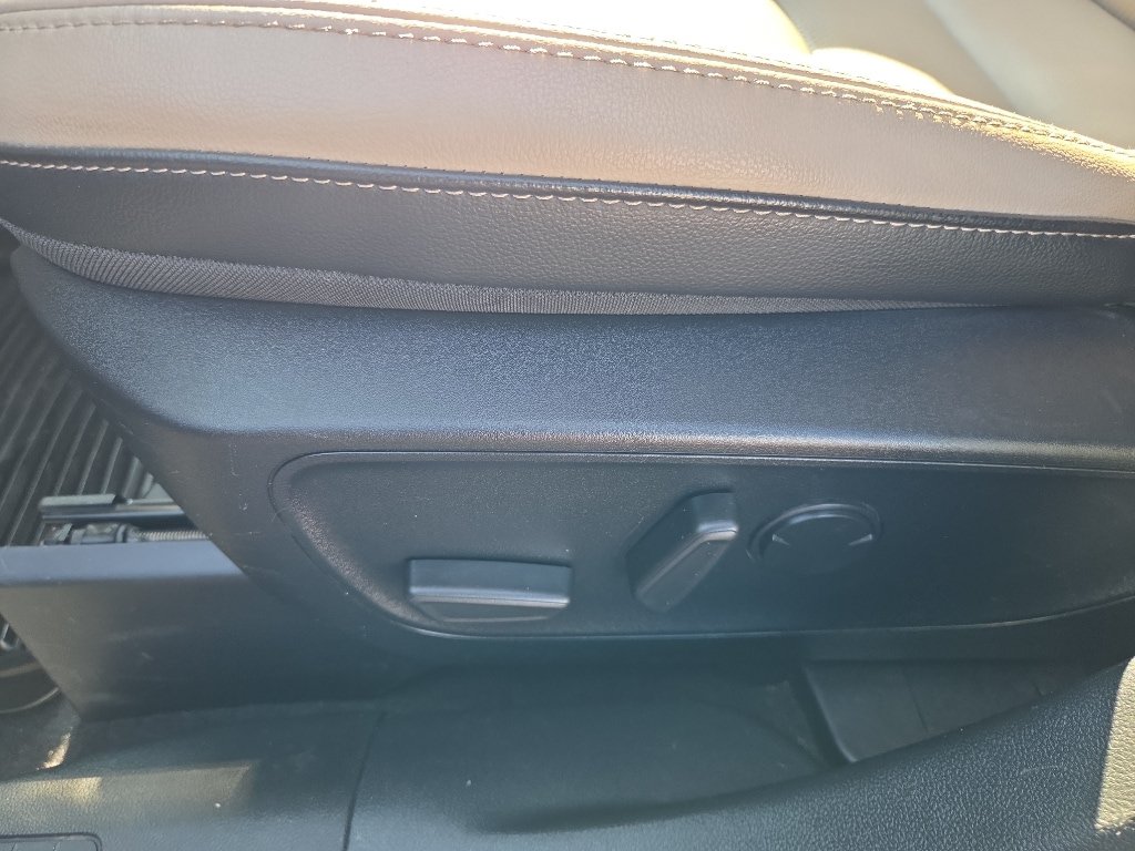 Certified 2021 Ford Escape SEL w/ Technology Package FWD image 21