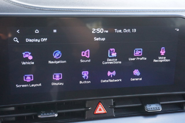 Used 2025 Kia Sportage EX w/ Premium Package FWD image 12
