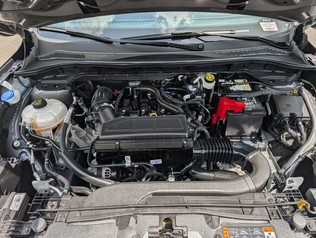Certified 2025 Ford Escape ST-Line FWD image 34