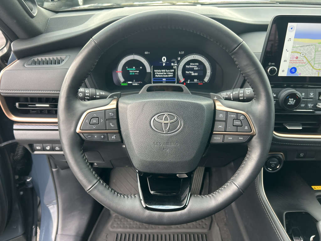 Used 2025 Toyota Grand Highlander AWD Hybrid image 16