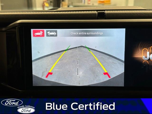 Used 2024 Jeep Wrangler Unlimited Sahara w/ Technology Group image 16