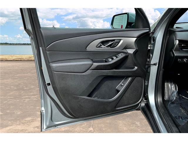 Used 2023 Chevrolet Traverse LT w/ LPO, Cargo Package AWD/4WD image 22
