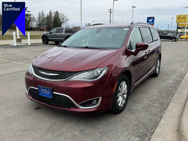 Used 2018 Chrysler Pacifica Touring-L Plus FWD image 1