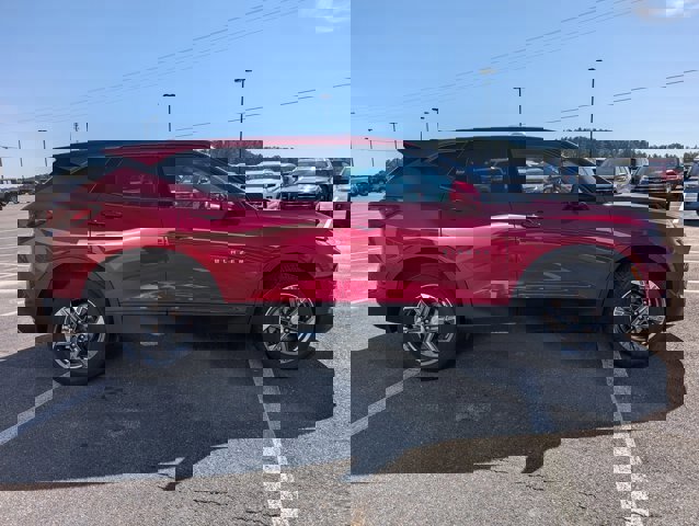 Used 2025 Chevrolet Blazer LT image 6