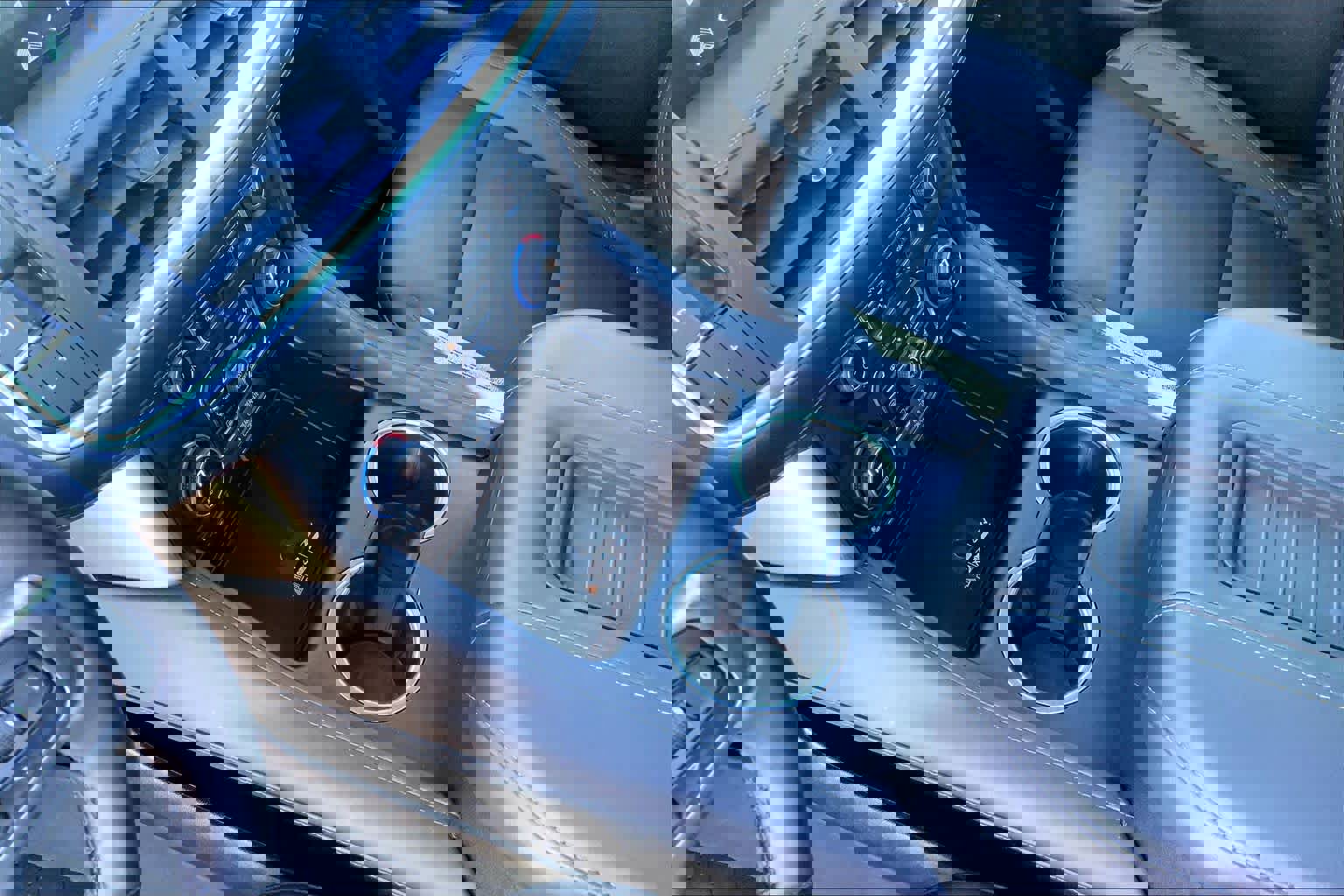 Used 2023 Chevrolet Suburban LT w/ Luxury Package image 16